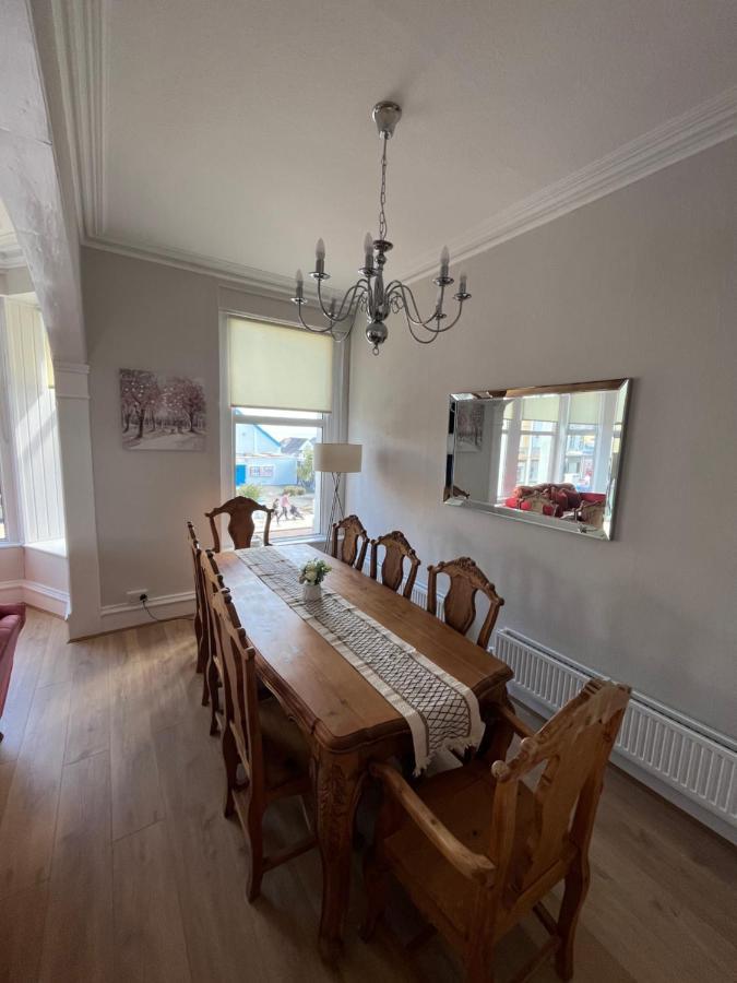 57 Main Street Newcastle Luxury Central Apartment ภายนอก รูปภาพ