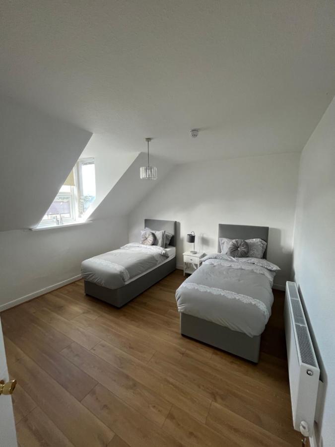 57 Main Street Newcastle Luxury Central Apartment ภายนอก รูปภาพ